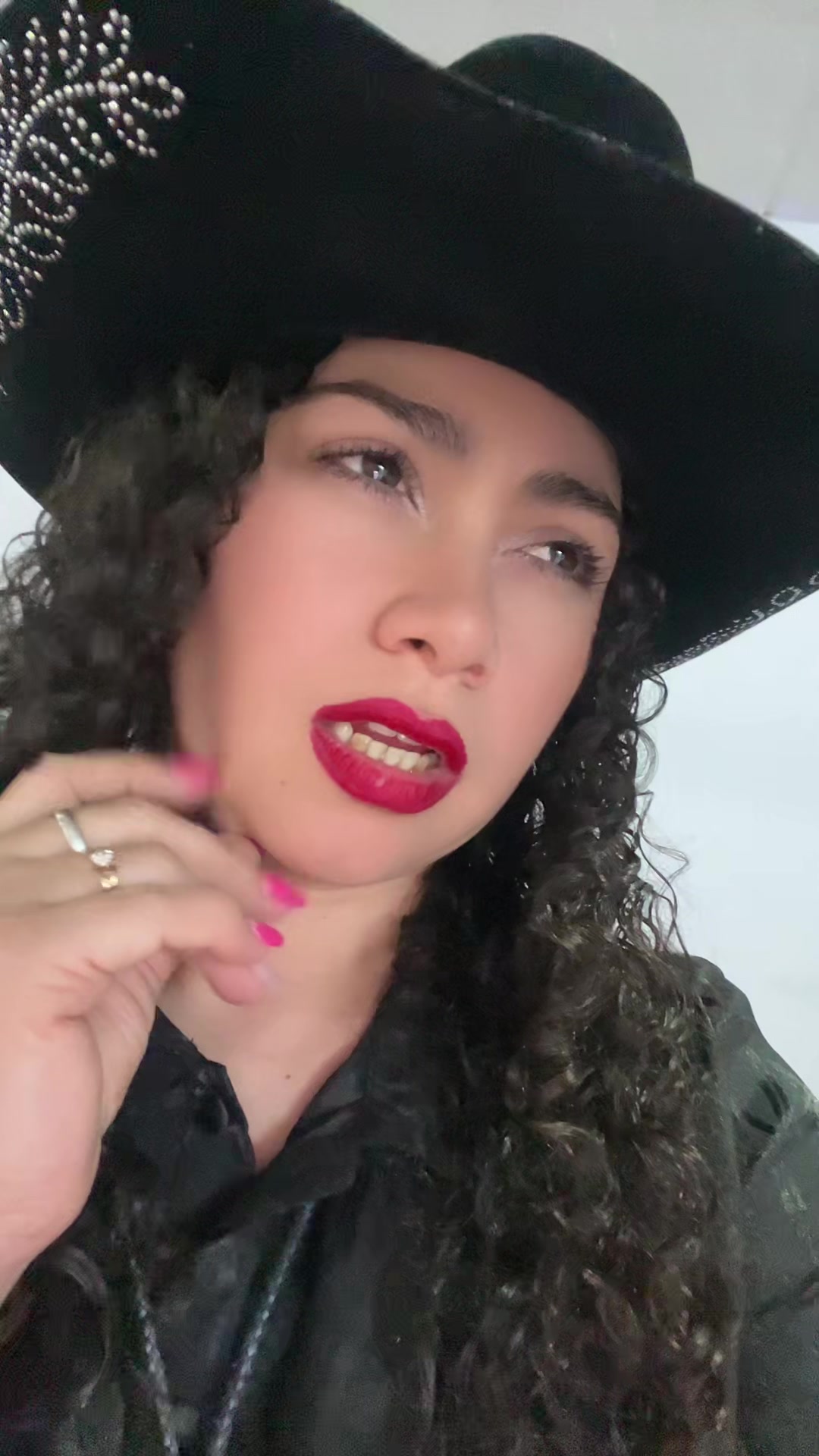 @Ester Ramirez