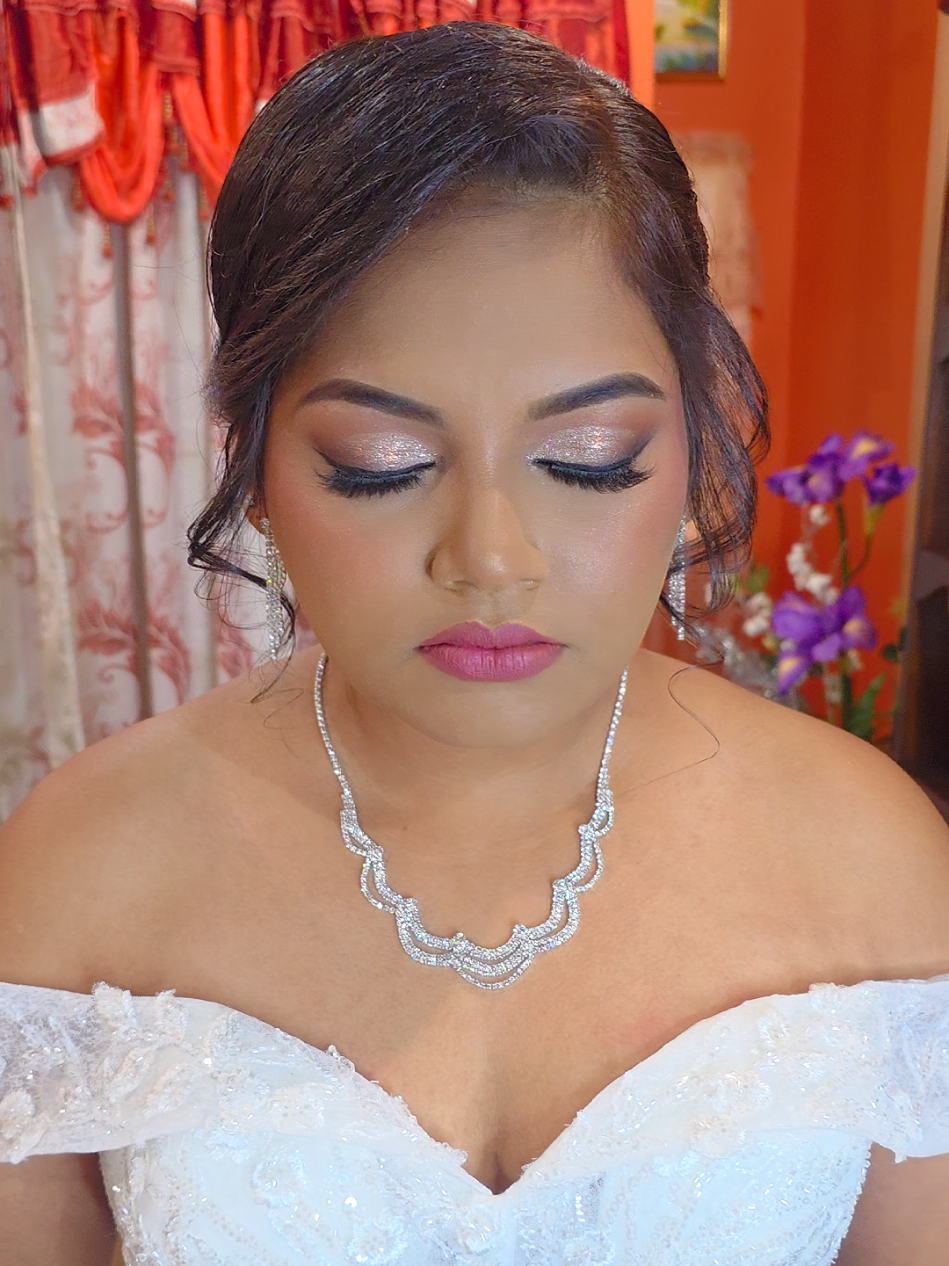@Makeup_by_Emma