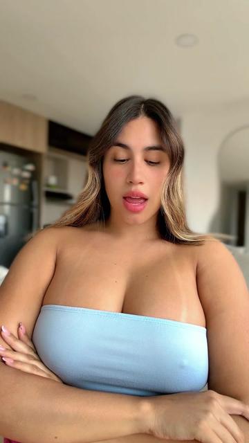 @Karo✨