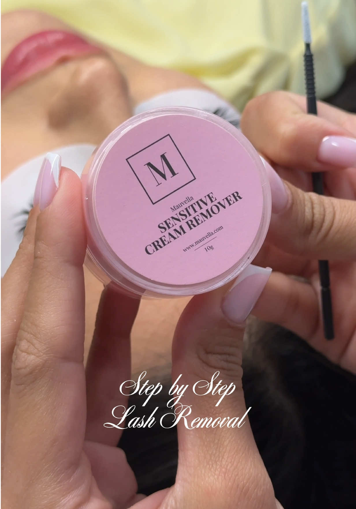 @Mauvella Lash Academy
