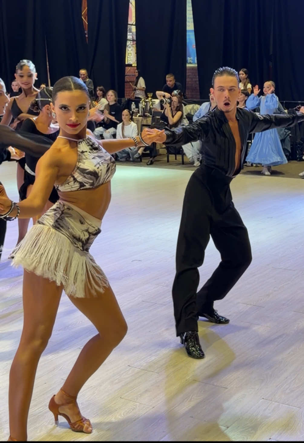 @dance_lena