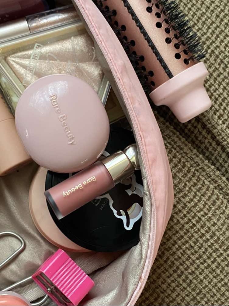 @𝜗𝜚 constanza! 🎀