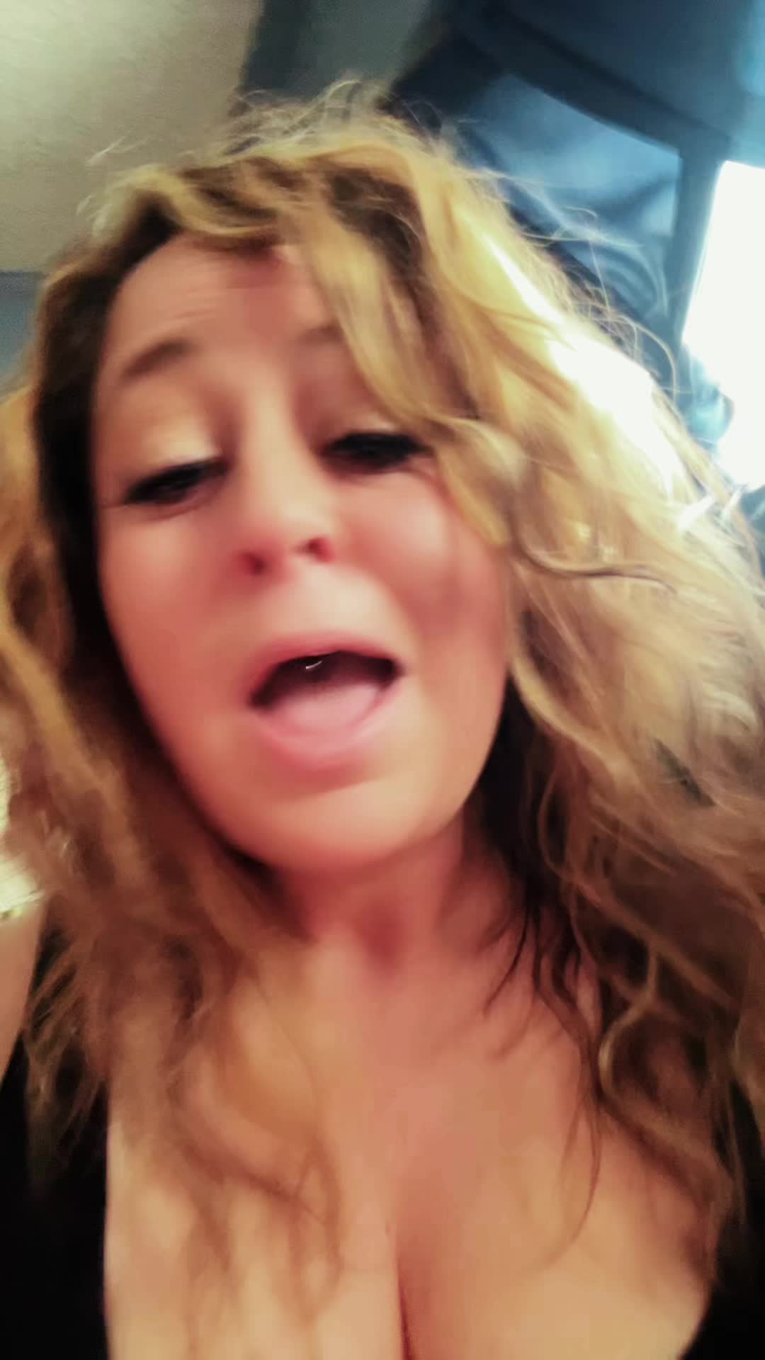 @corabella88