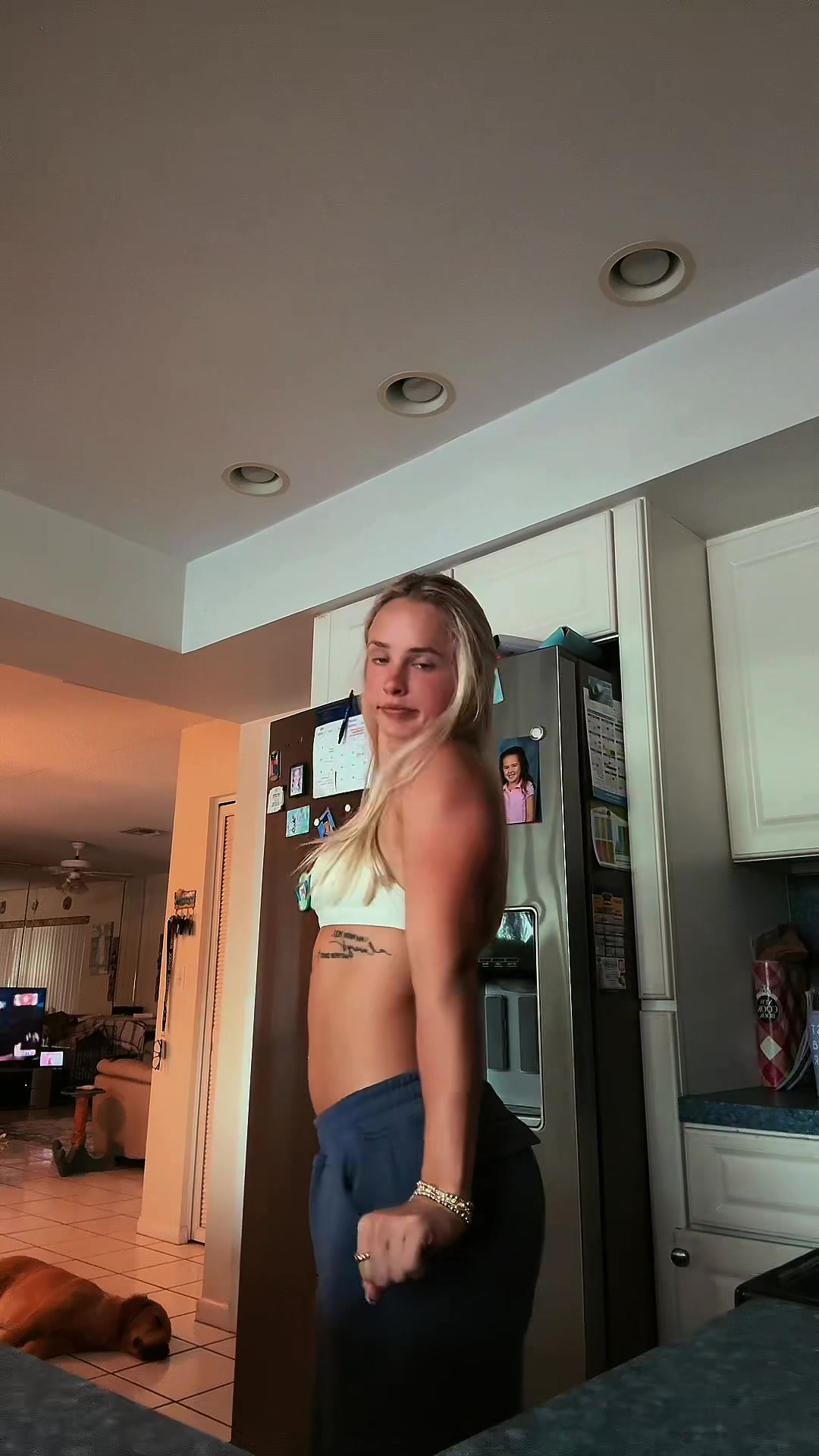 @LAUREN