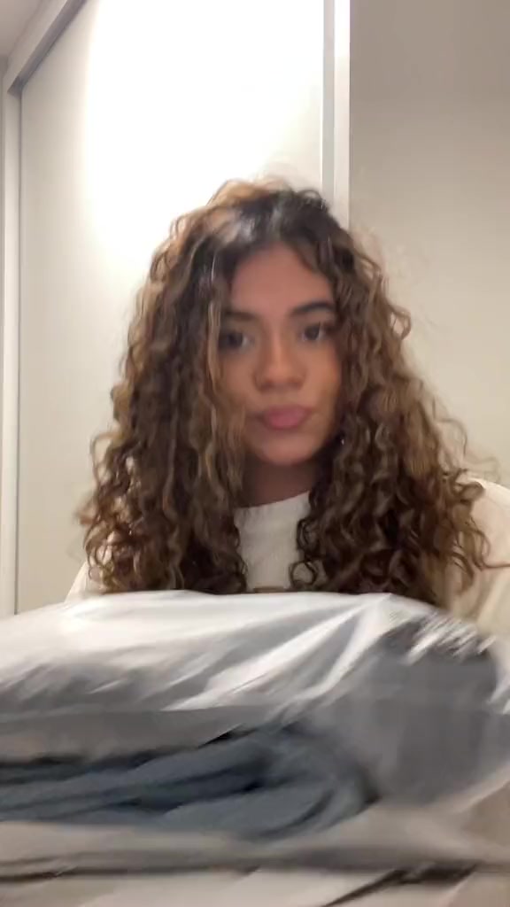 @lara.ramoss_