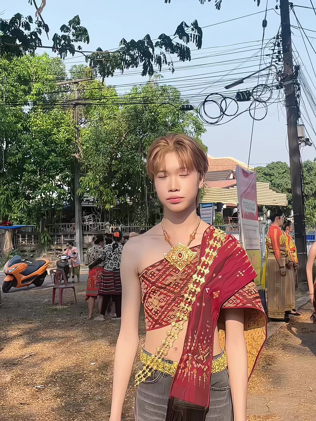 @ภูภัทร