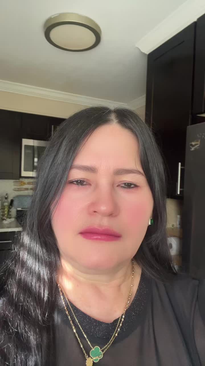 @Lorenavela25