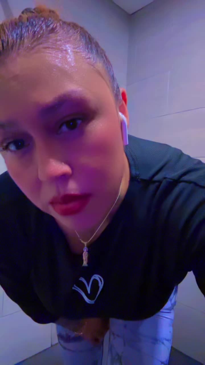 @Fresita15