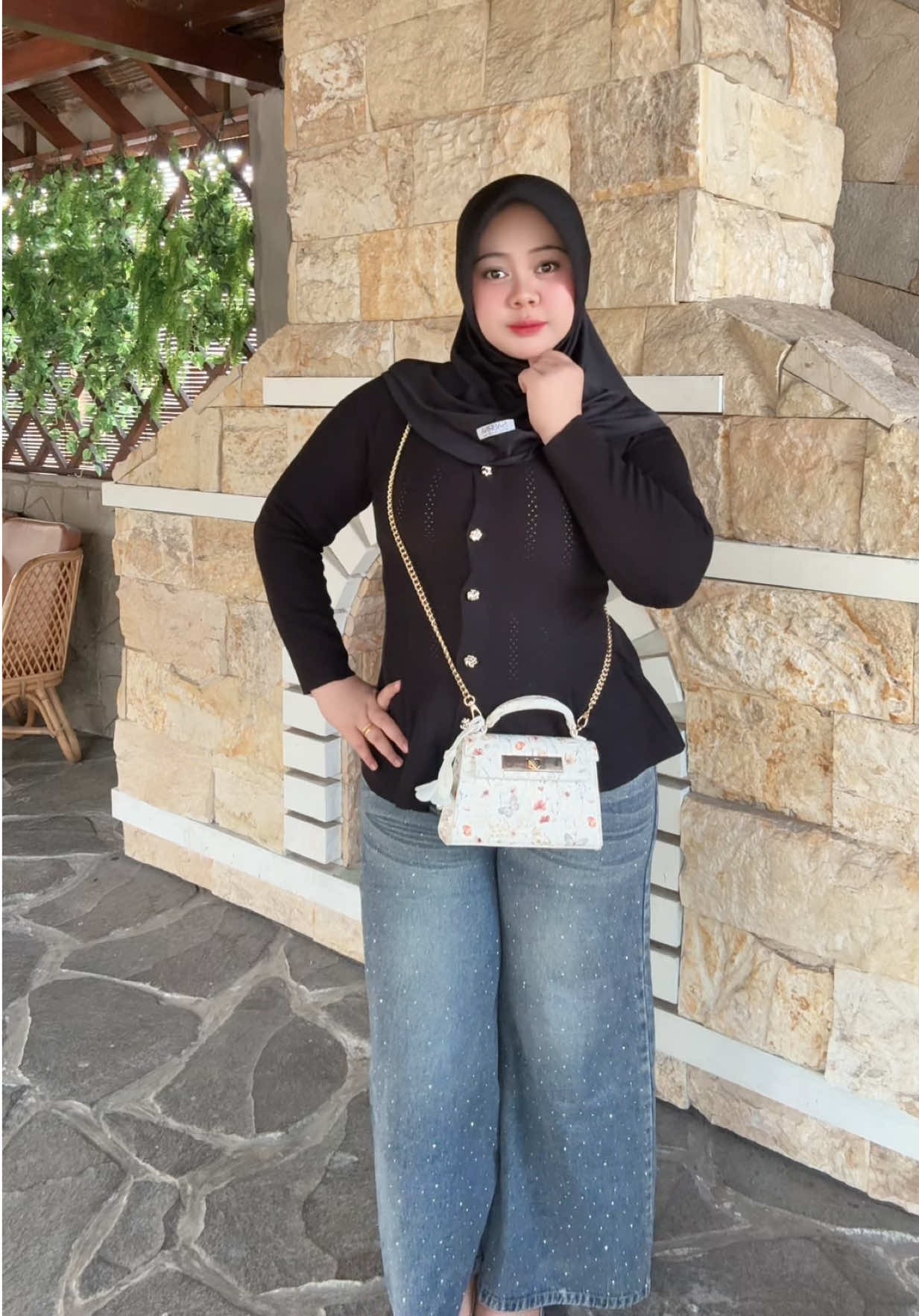 @ig: dyah.viikaa