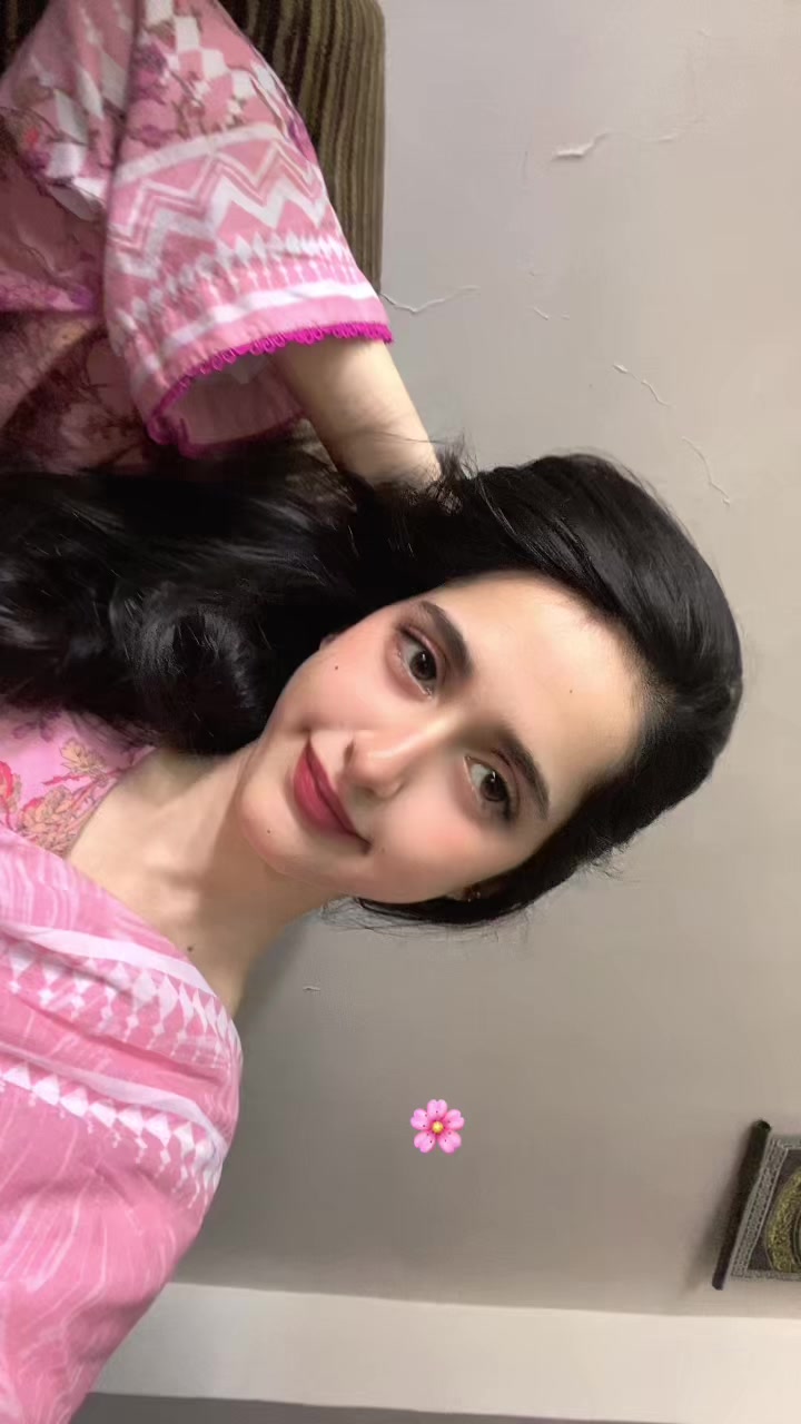 @🧜🏻♀️