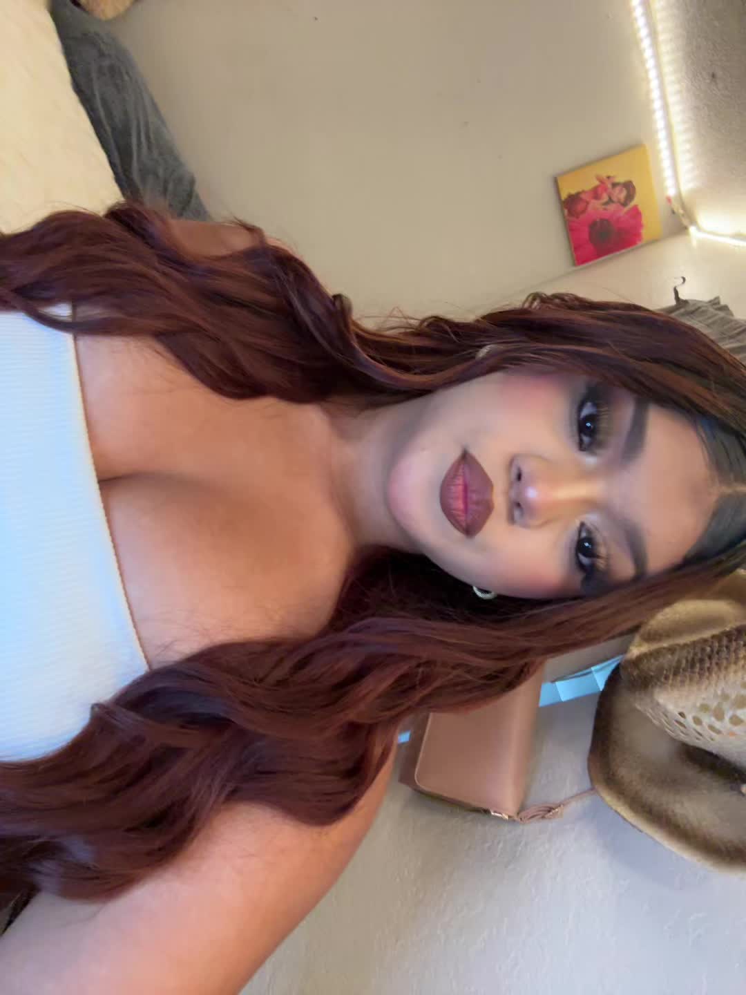 @Niki🖤