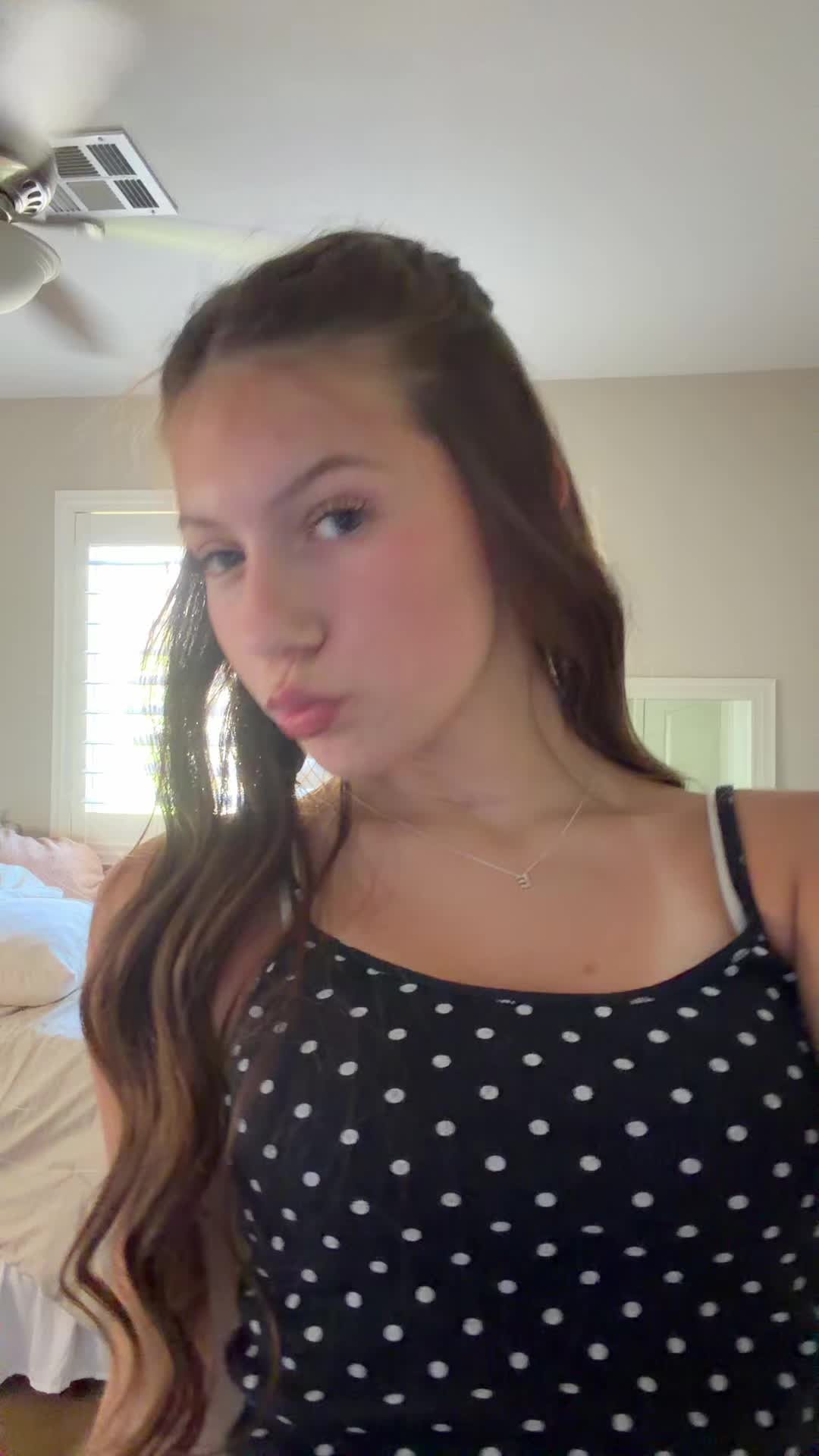 @️eviee
