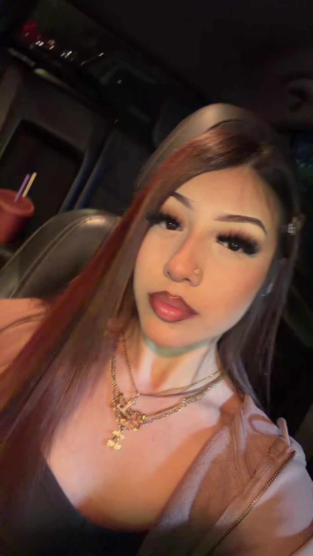@𝐠𝐢𝐫𝐥𝐲𝐟𝐚𝐜𝐞
