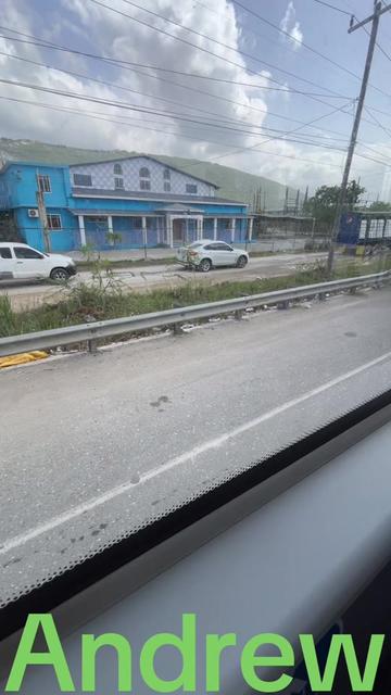 @Andrew🇯🇲