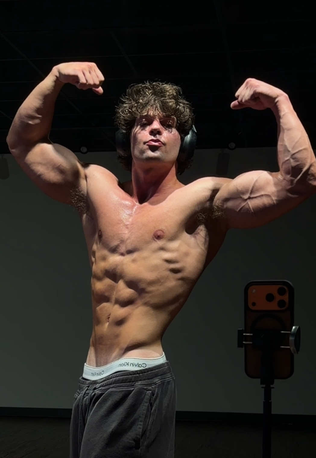 @Alex Bellu