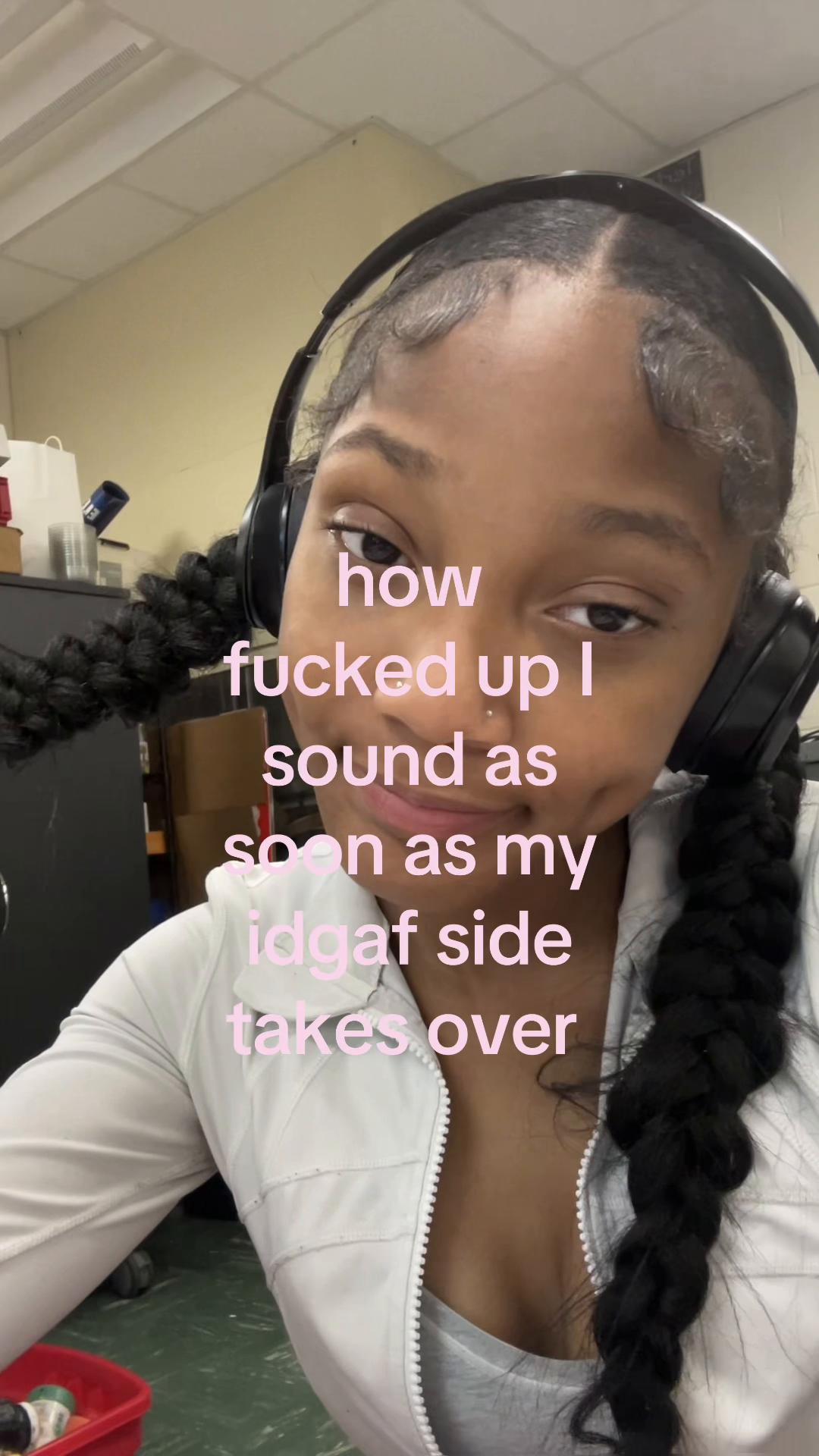 @whoiskori?