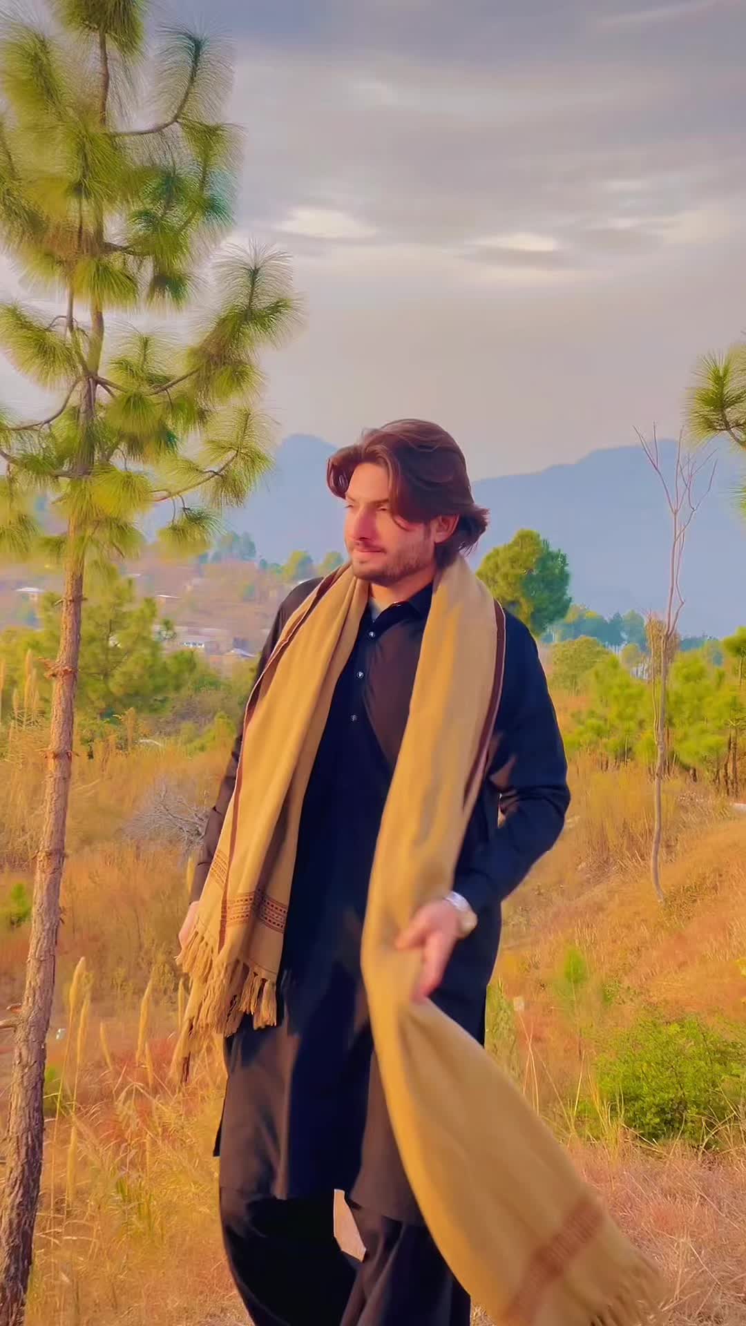 @(🦅) HAMMAD (𓃵)