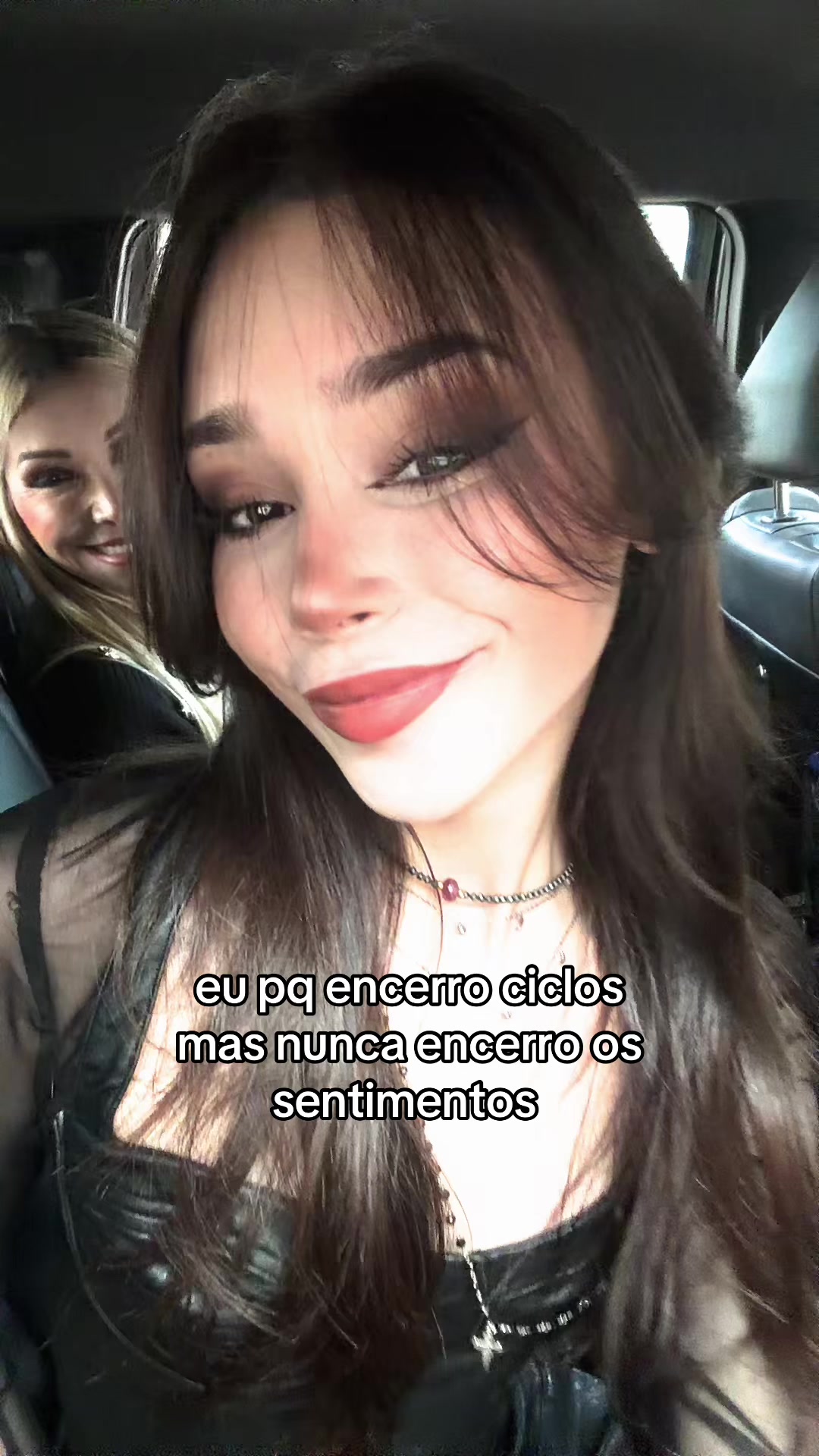 @Cat Dantas