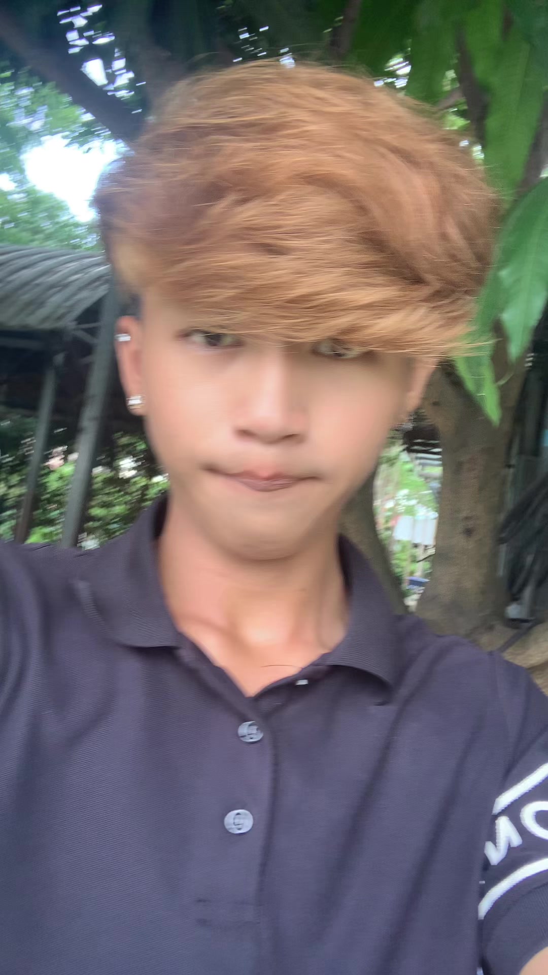 @ប្រដាប់ស្រឡាញ់🤨