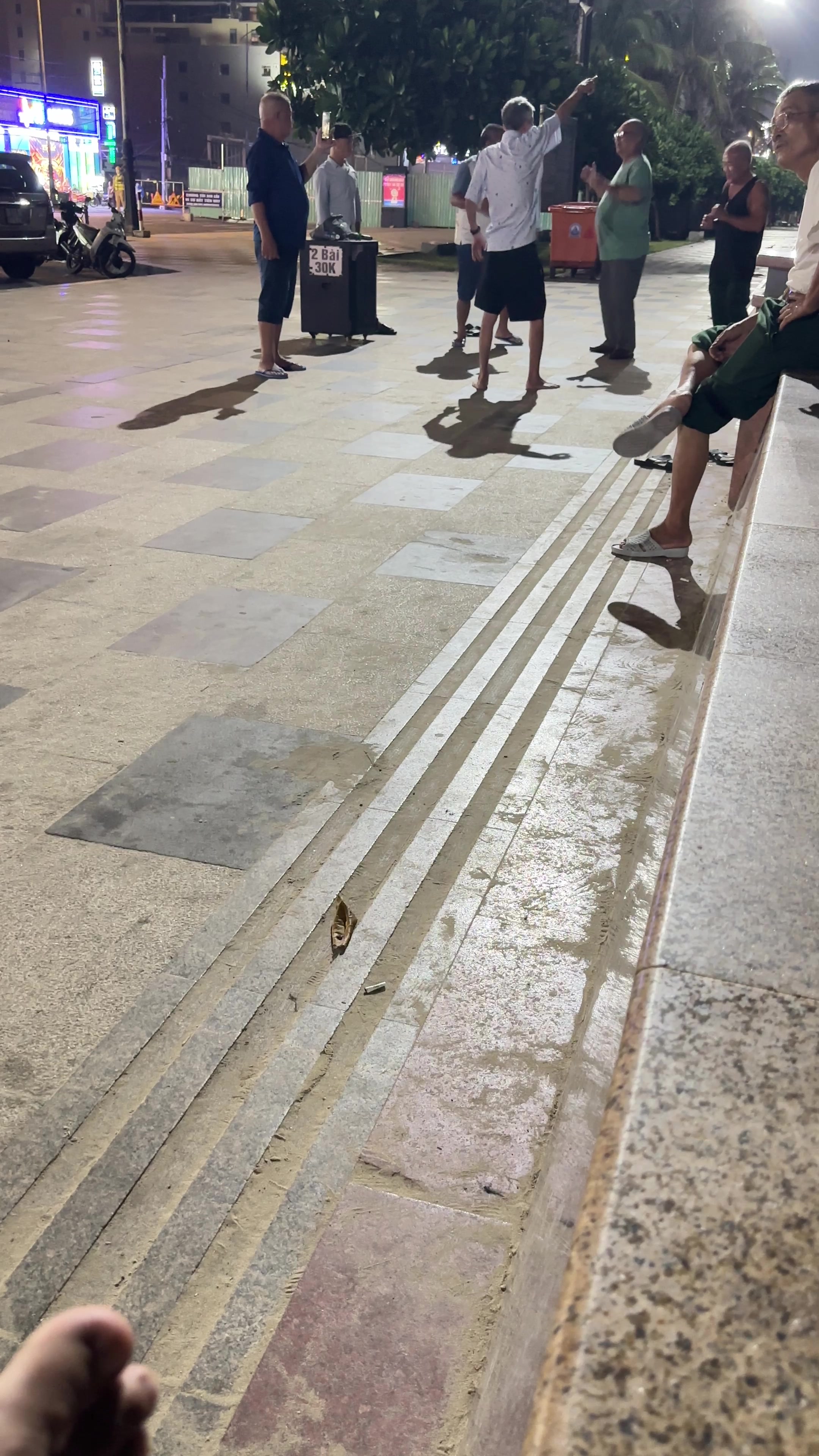 @Chuy&ecirc;n về cưới