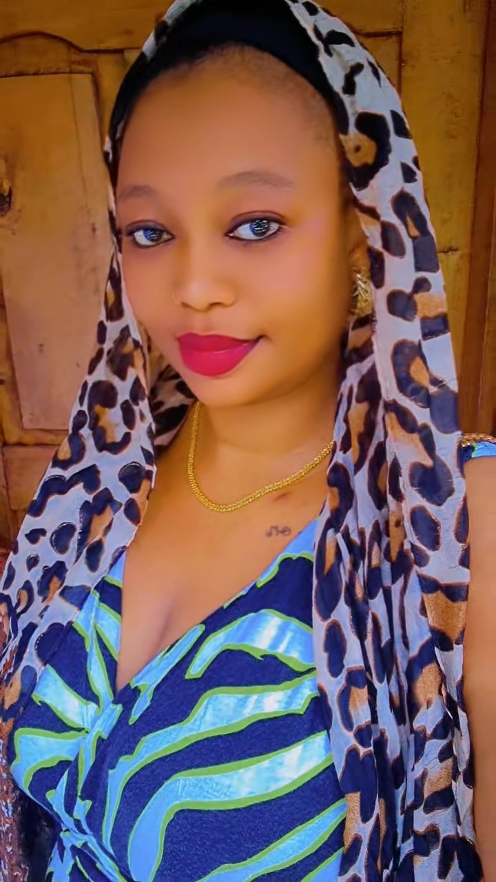 @Samia Saidy
