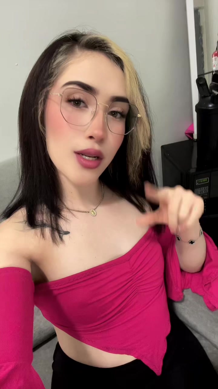 @Roxana De La Rosa Nu