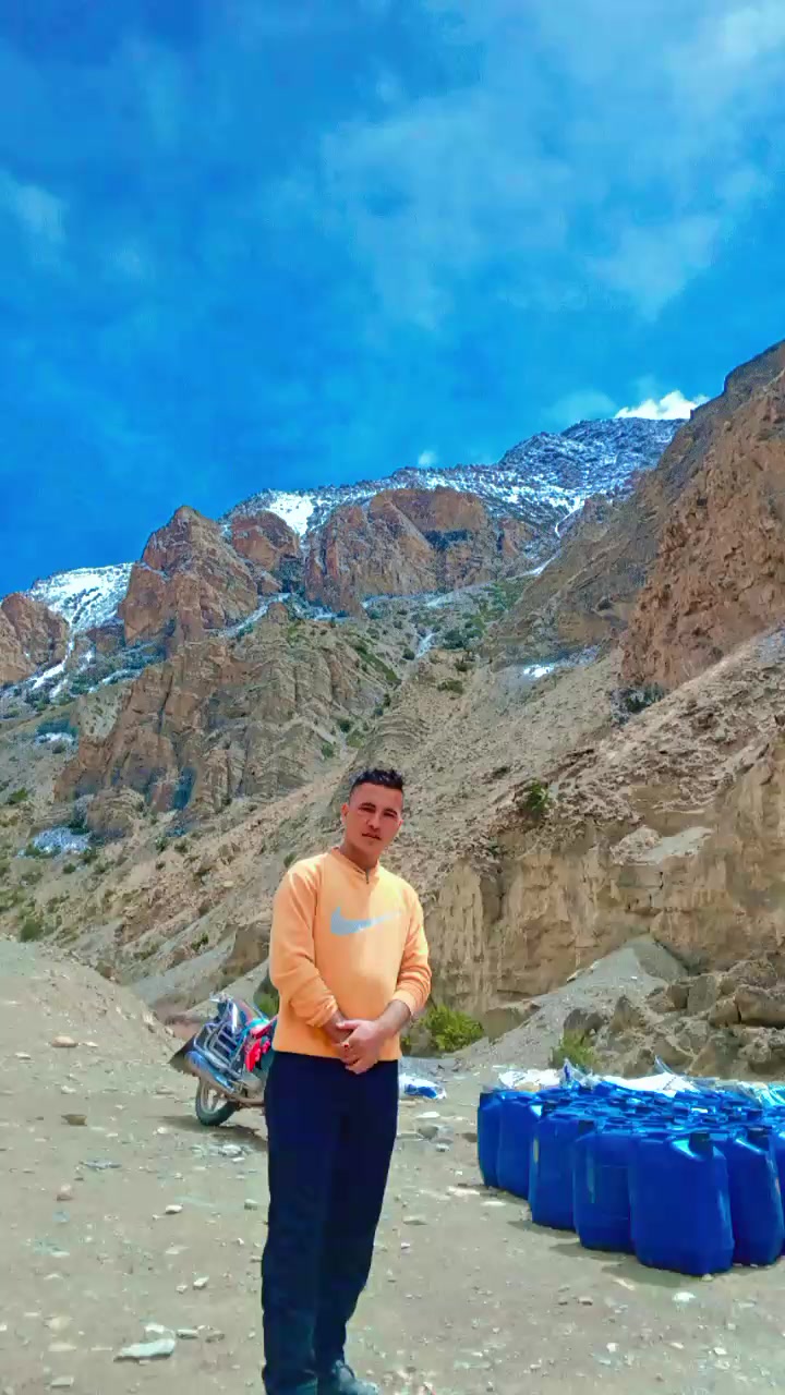 @गन्तव्यविहीन यात्रा
