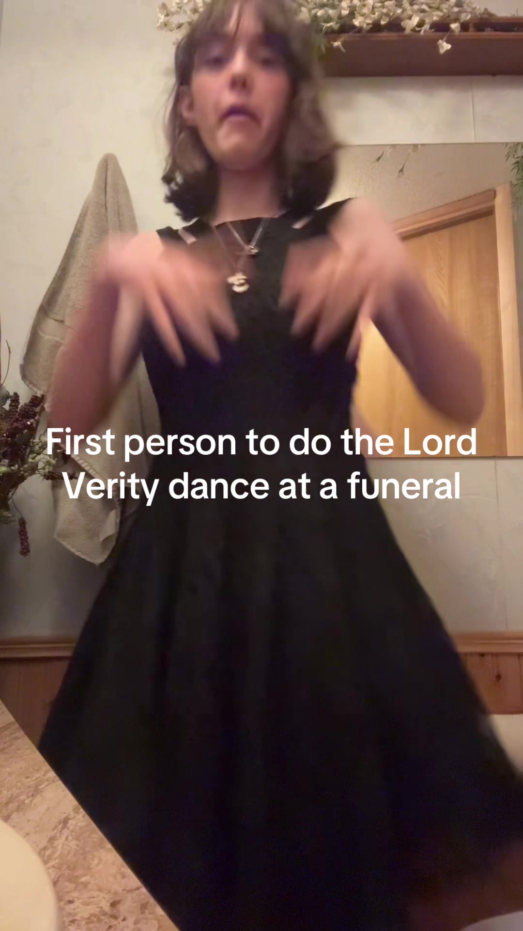 @Aaron_the_alt🐰🦑🐇