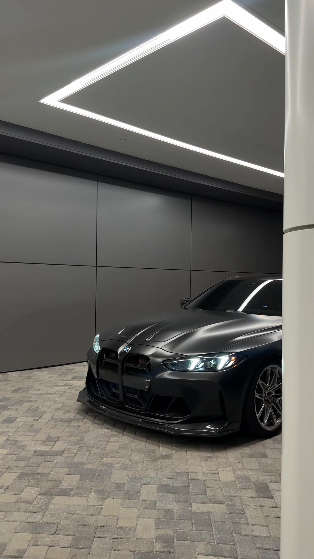 @m4.chris