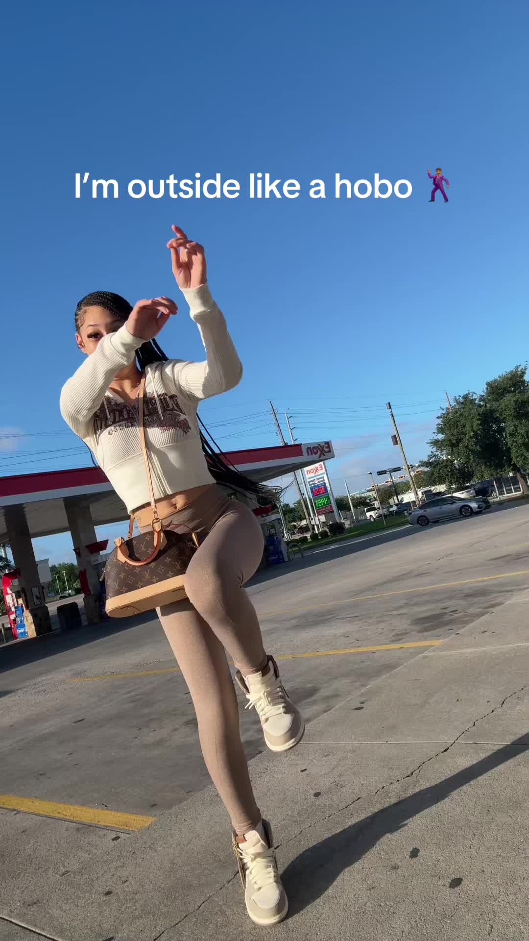 @SkyTheFinest🧡