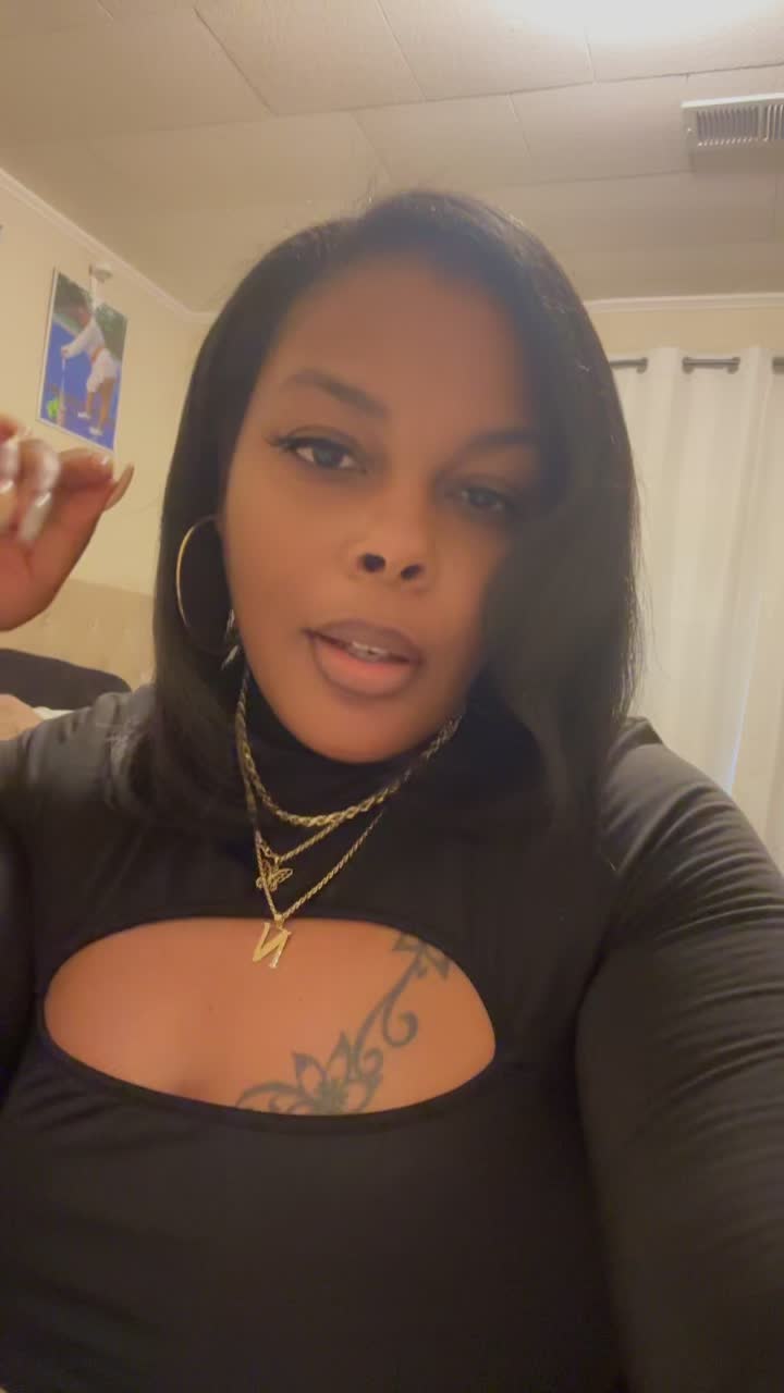 @YaGirlNisha37