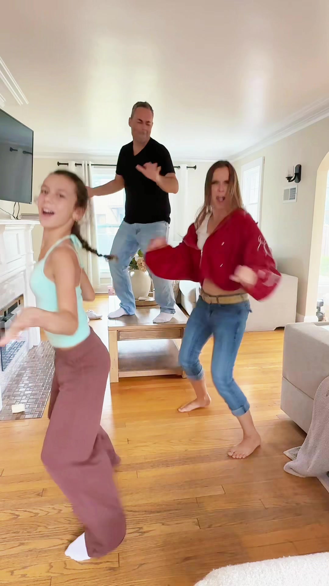 @The Dancing Family