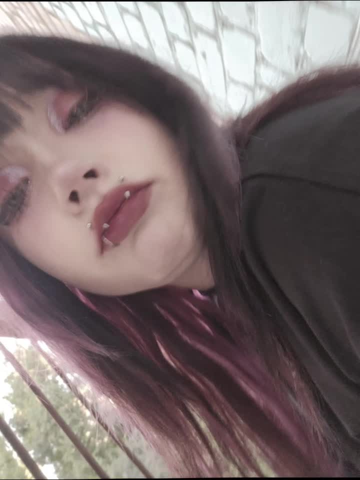 @Yoli
