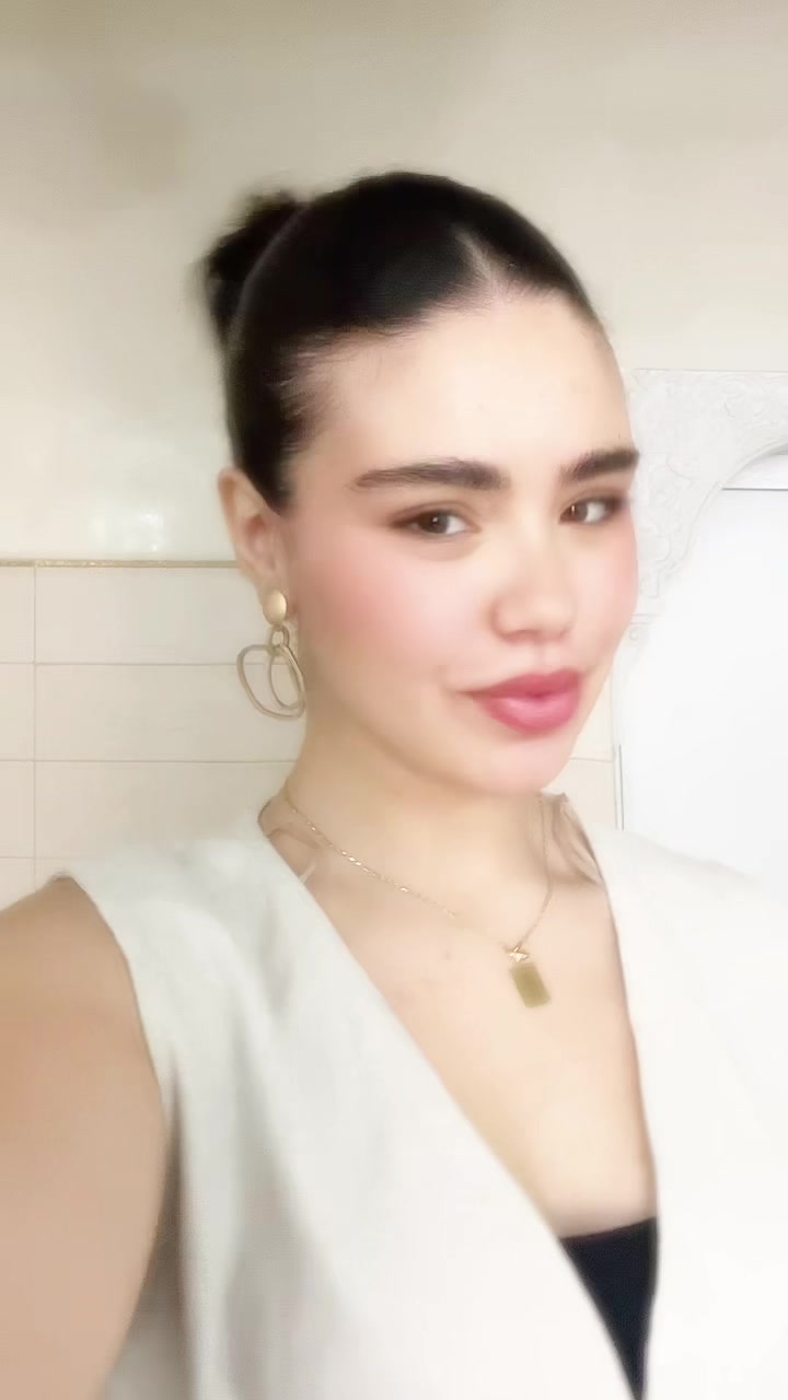 @♕