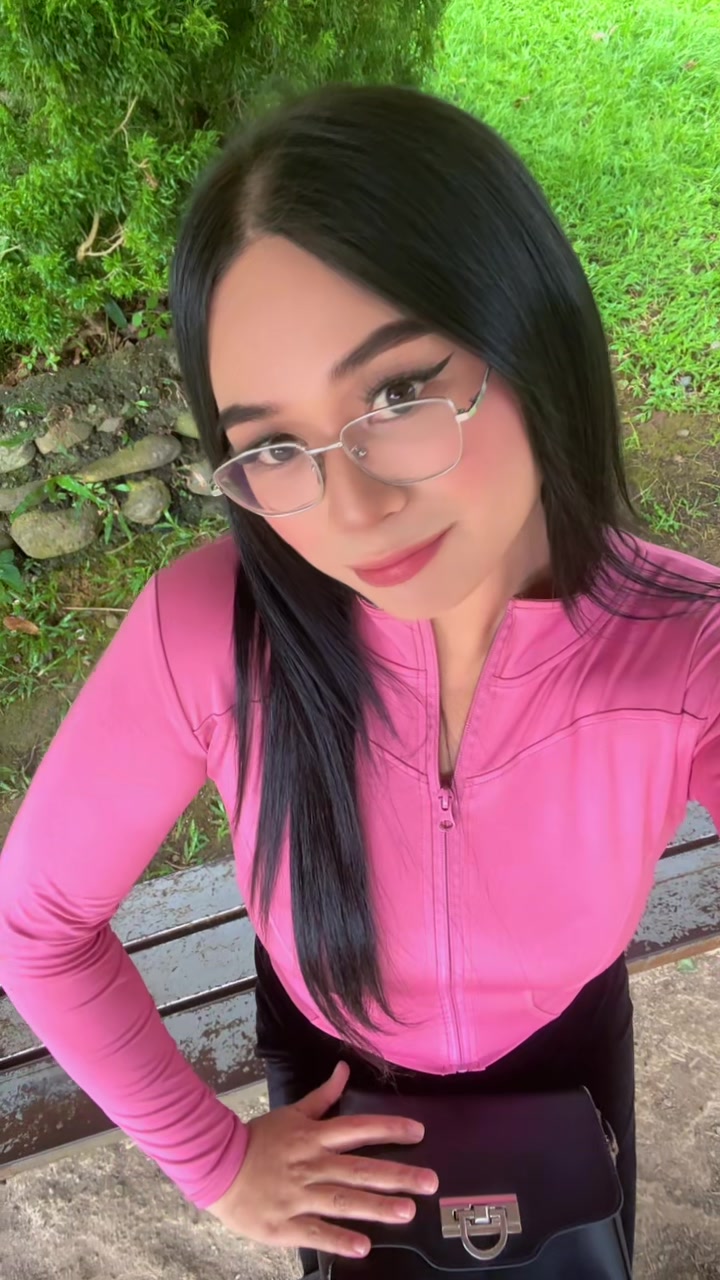 @ur_rhej