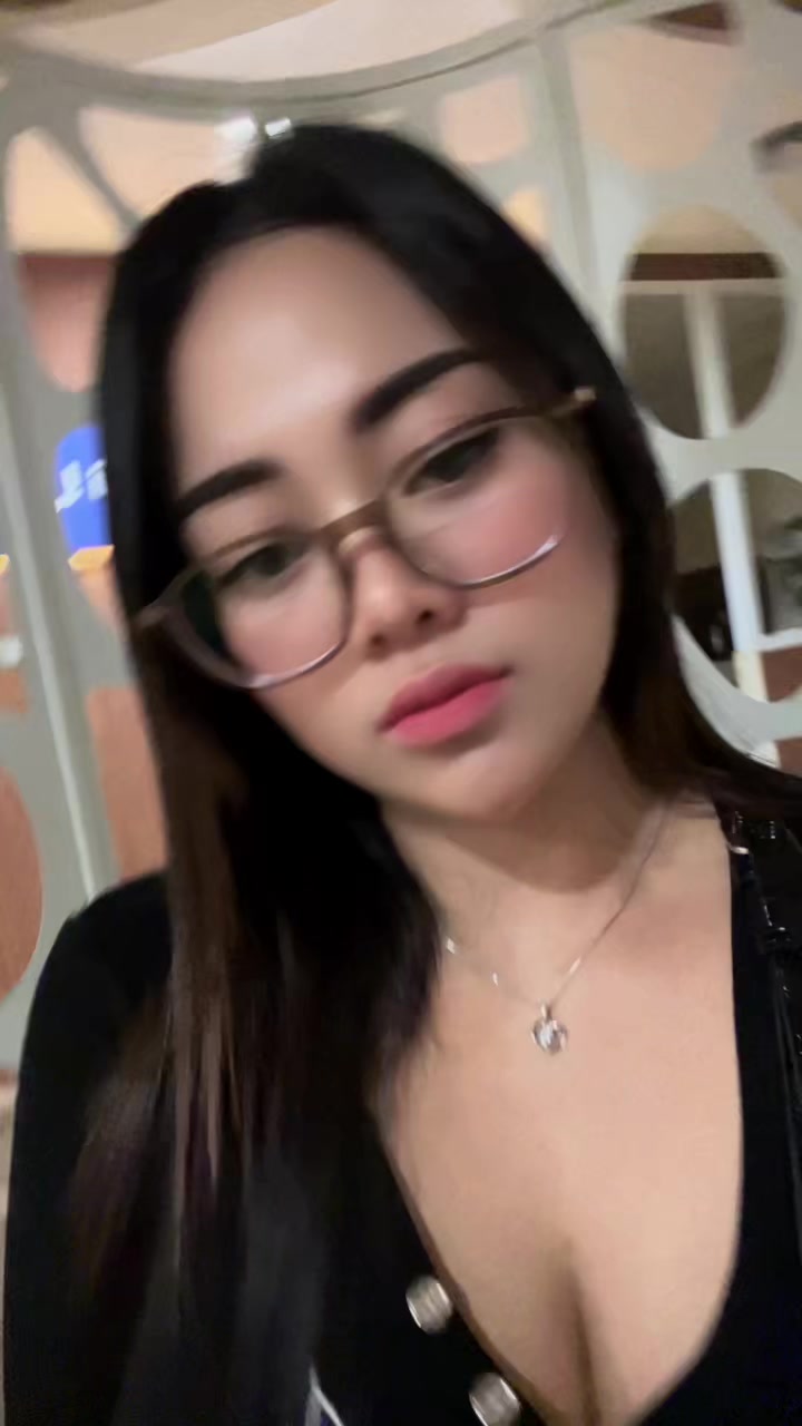 @Eva