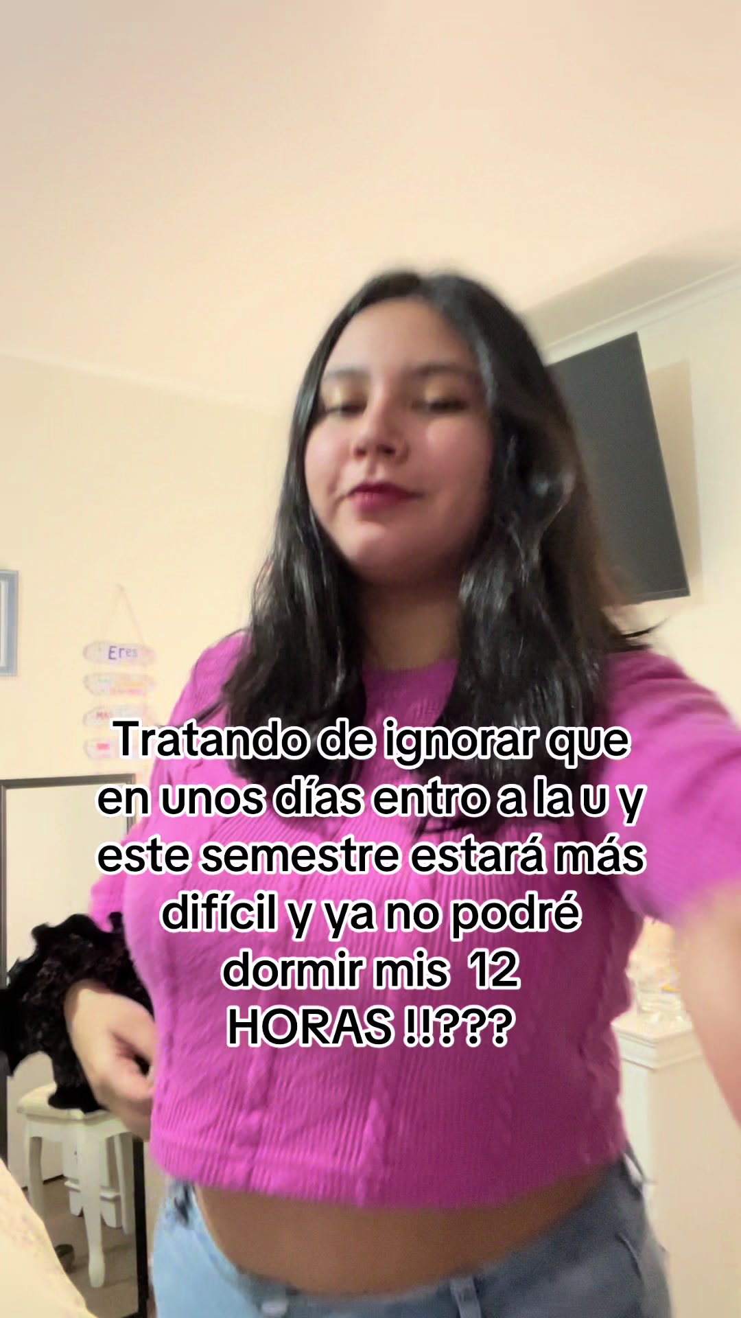 @valeee_rojas