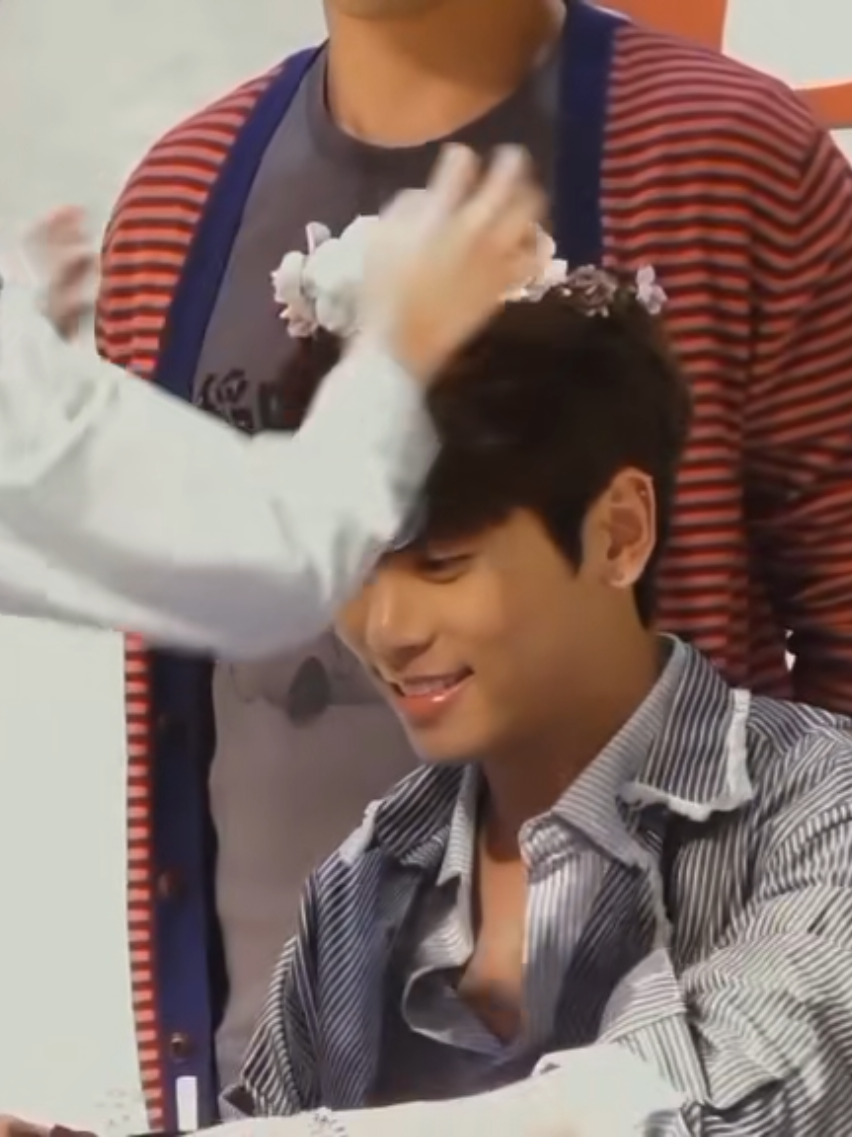 @SHINee ♥️Jonghyun