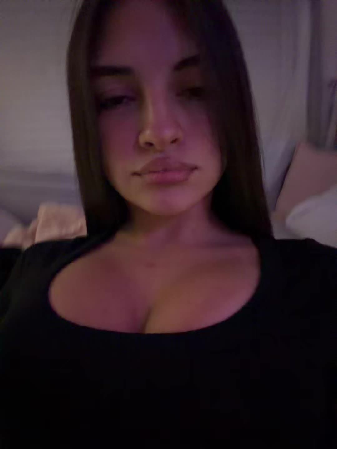@itsvalur