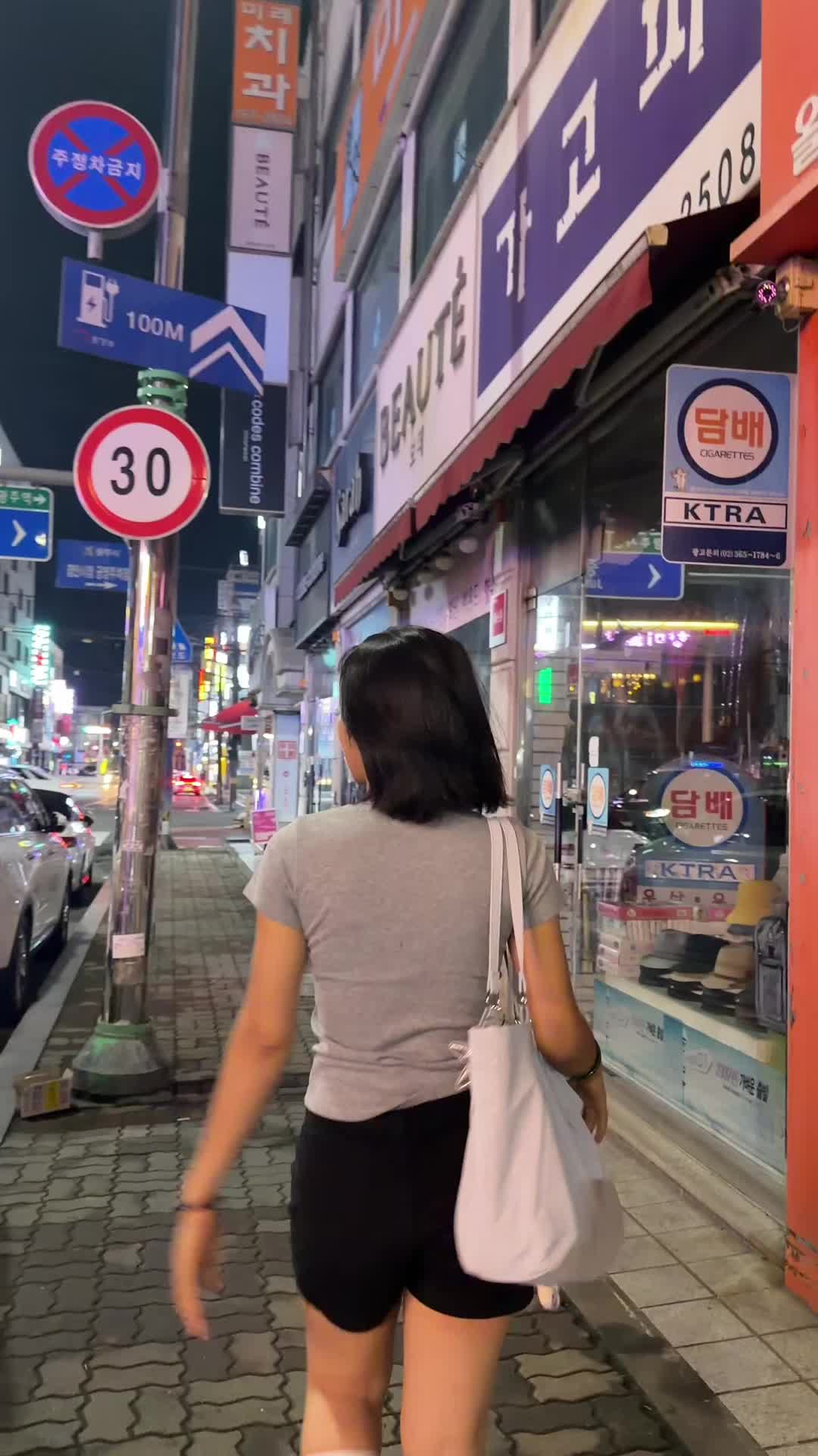 @KIMMY🖤🌸
