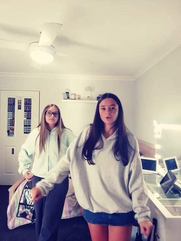 @𝒯𝒶𝓃𝒾𝓈𝓈𝒶