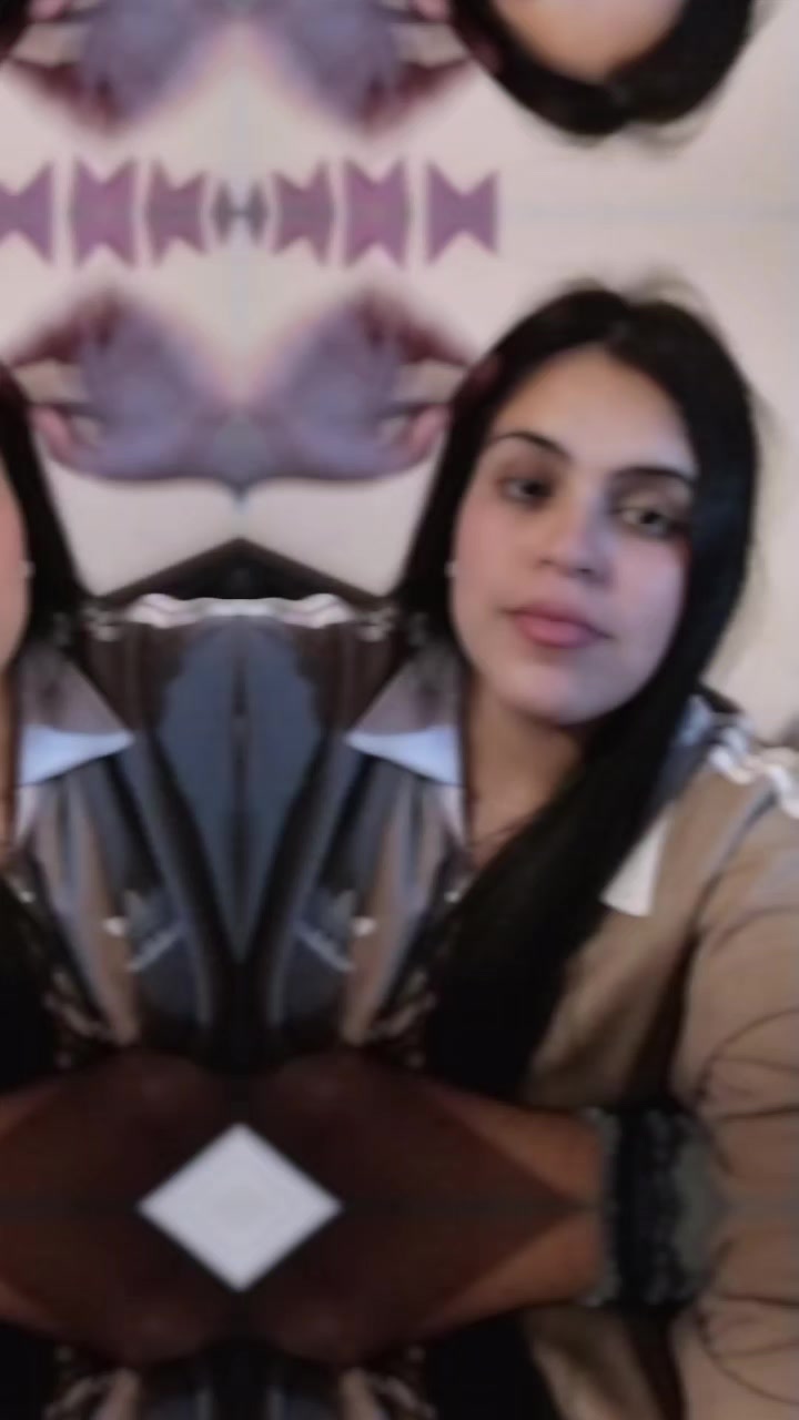 @Lara Alegre