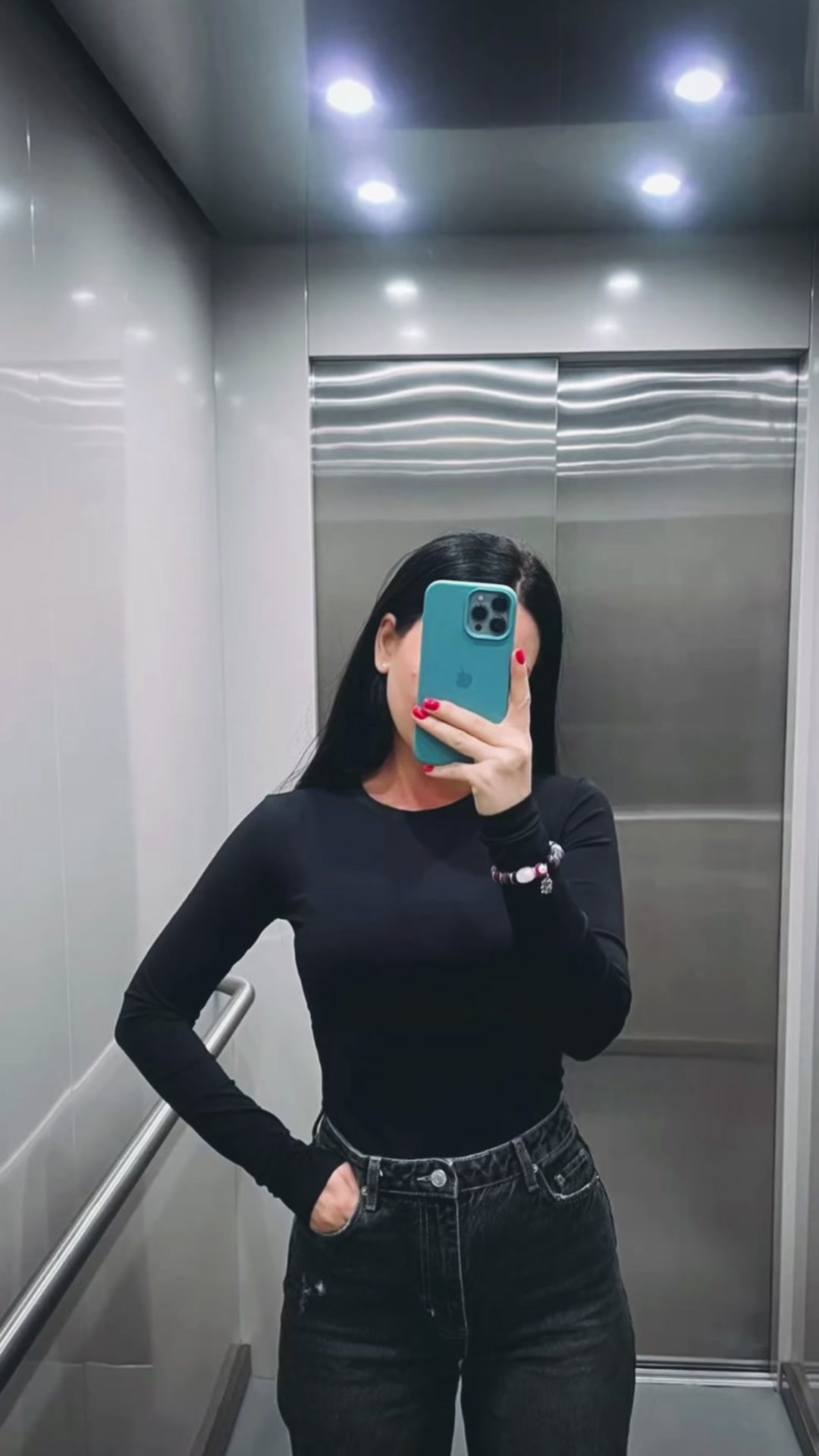 @Анушовна👩🏻⚕️