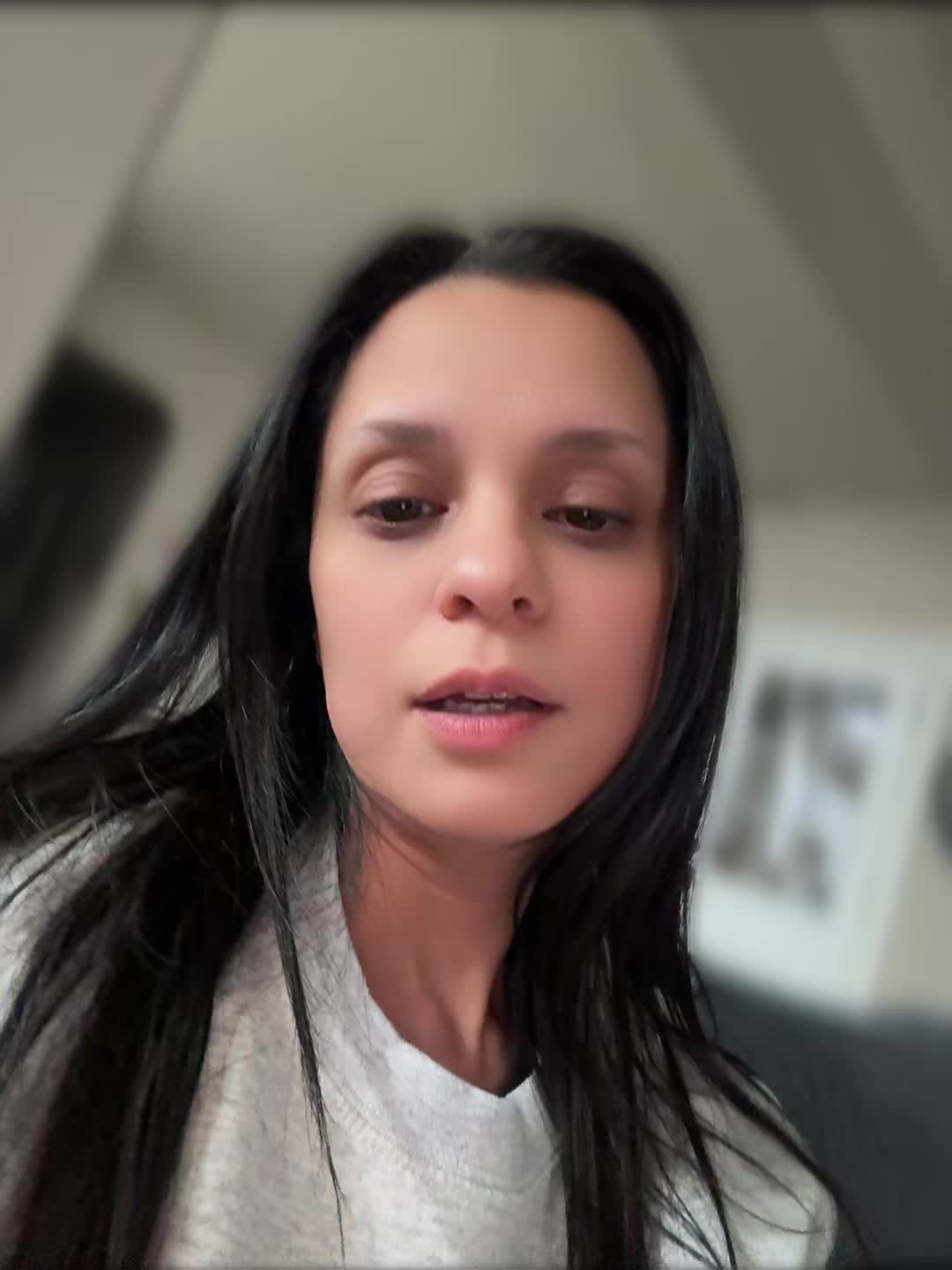 @Ari 🖤