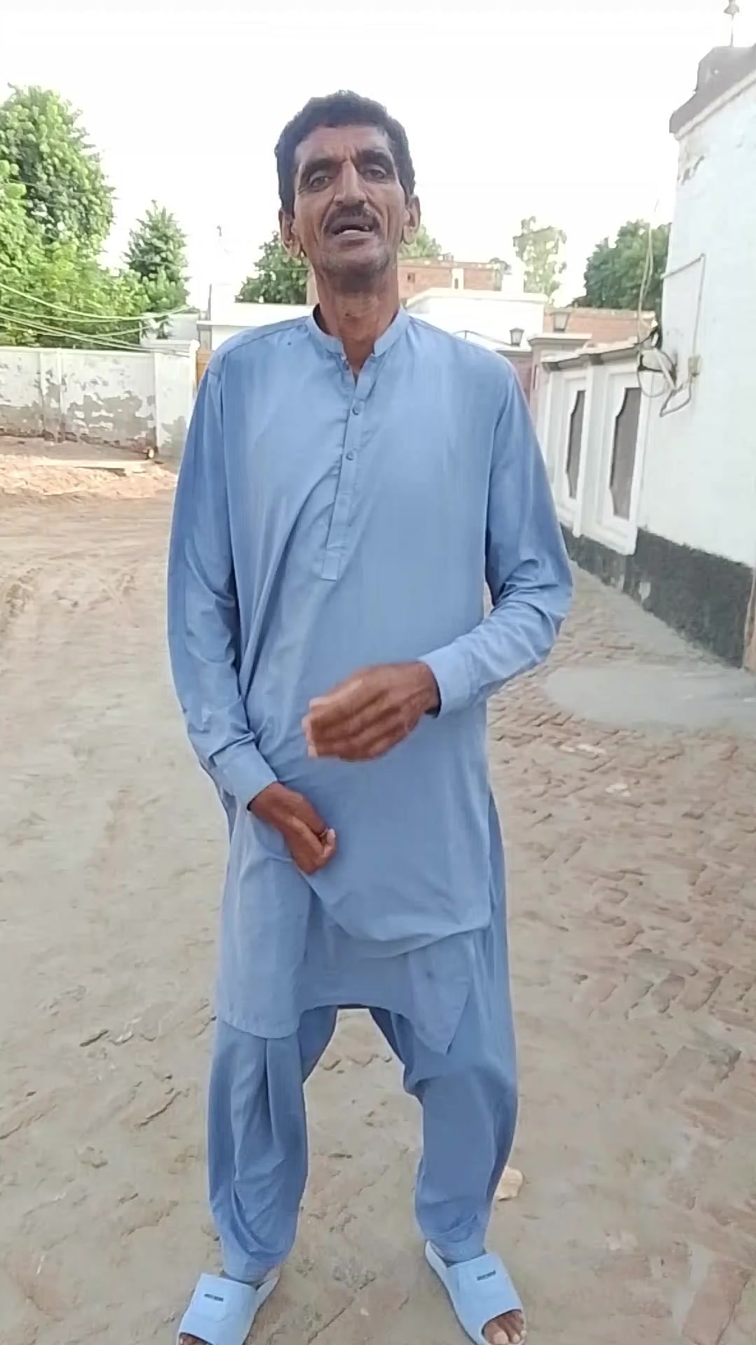 @m Khalid Abbas