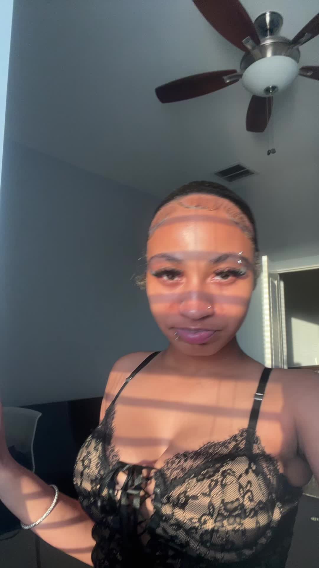 @niianalee
