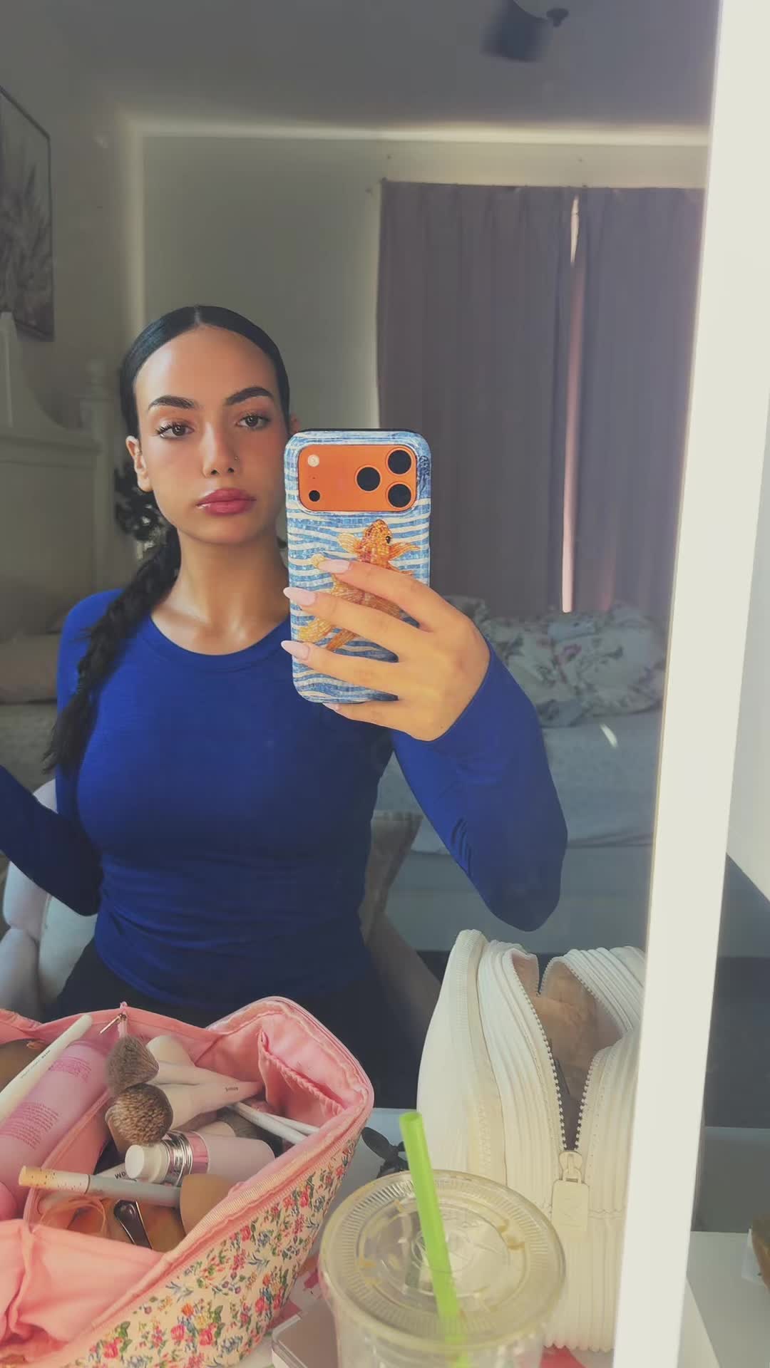 @YelloHelo