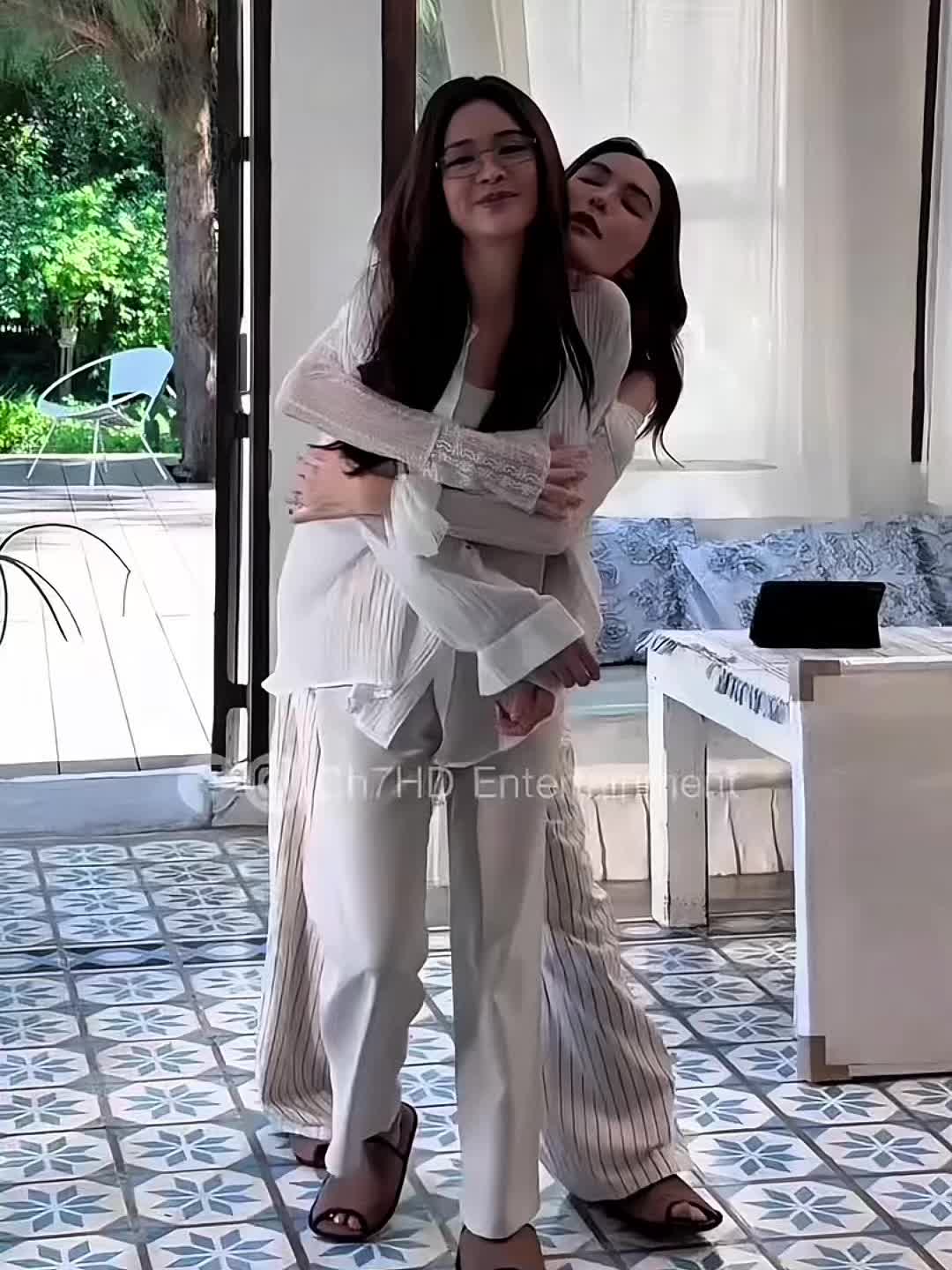 @D