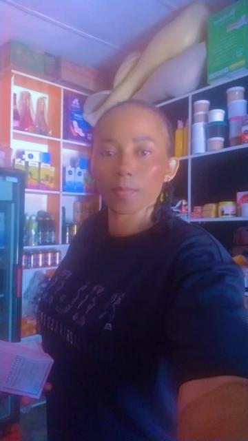 @Shopwith BevGray Stores 💕