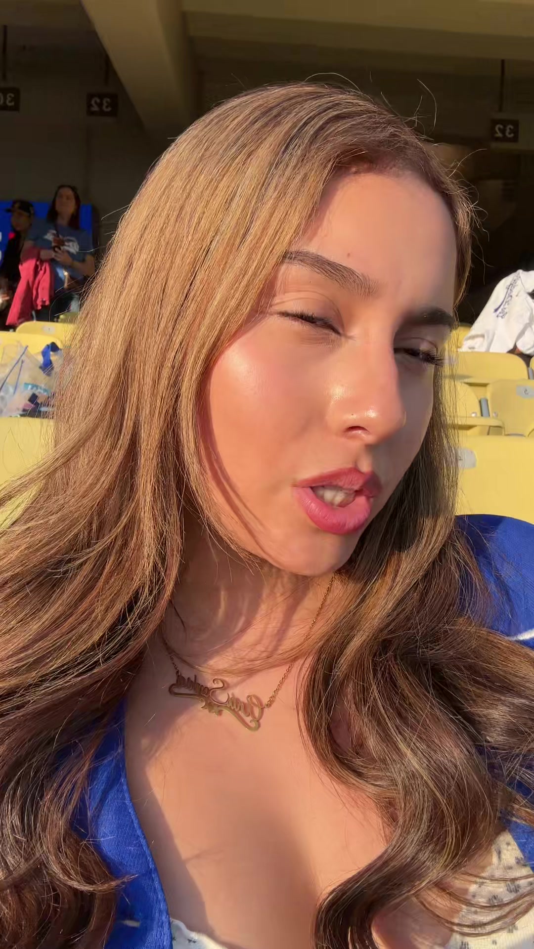 @anasophia